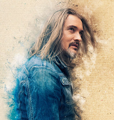 Maciej Balcar –  wokalista