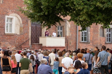 Książęta, rycerze i święci - dzieje legnickiego zamku