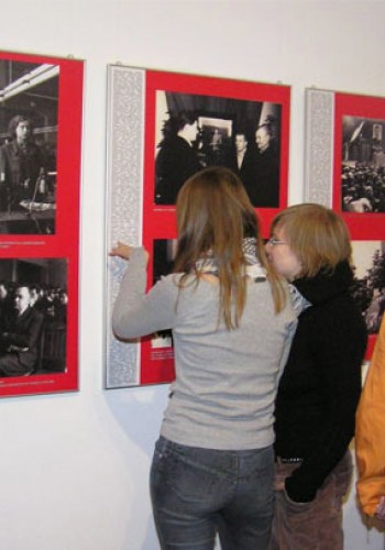 ZGASŁO SŁONECZKO LUDZKOŚCI