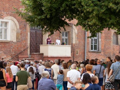 Książęta, rycerze i święci - dzieje legnickiego zamku